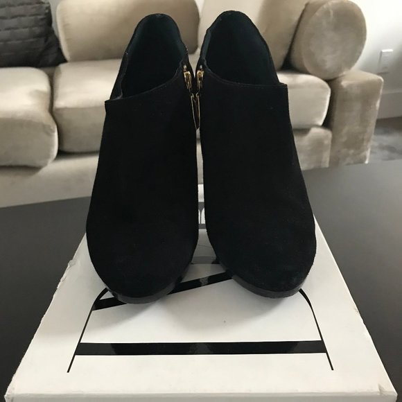 Diane Von Furstenberg Black Suede Booties 11 US - Picture 4 of 8